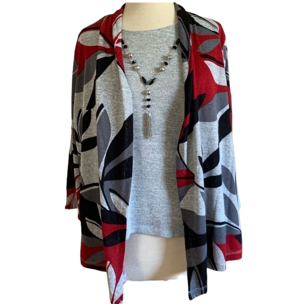 ALFRED DUNNER Large Gray Red Black White Top Sweater Shirt Necklace Set